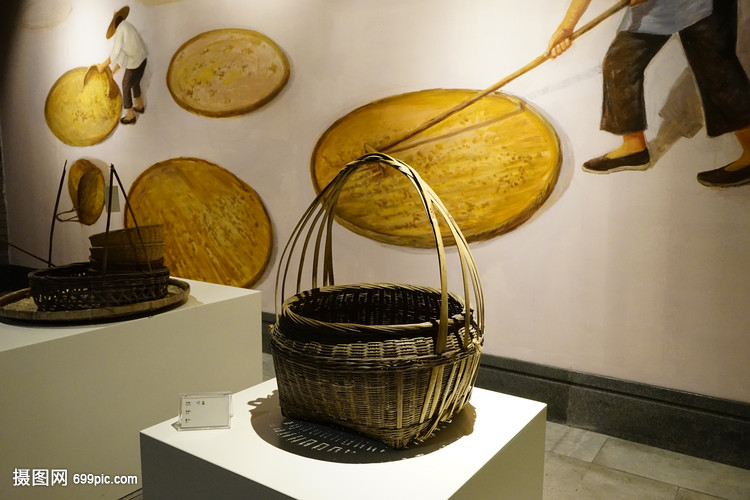 竹编工艺品 篮子 竹篮子 博物馆陈列品